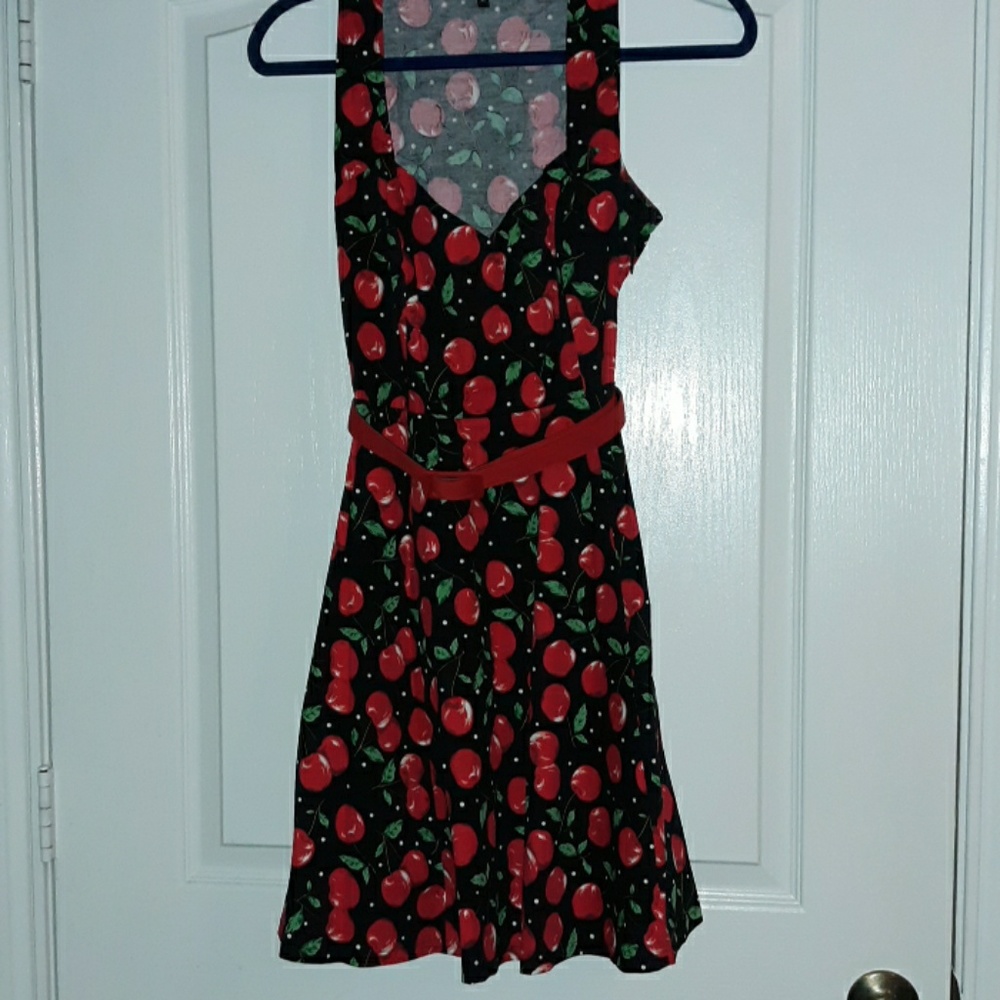 🍒😍Sourpuss floozy dress